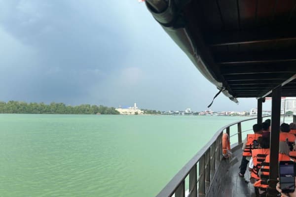 Muar River Cruise open deck view Sungai Muar Masjid Jamek